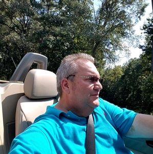 Meet your Posher, Mark